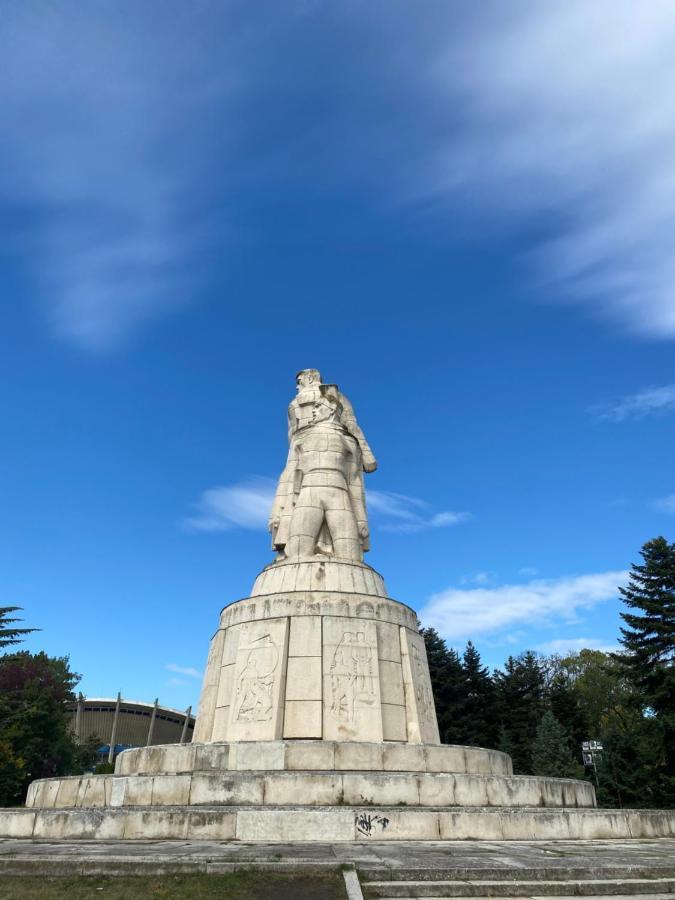 Еника Hotel Varna Bagian luar foto