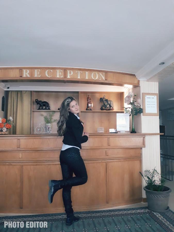 Еника Hotel Varna Bagian luar foto