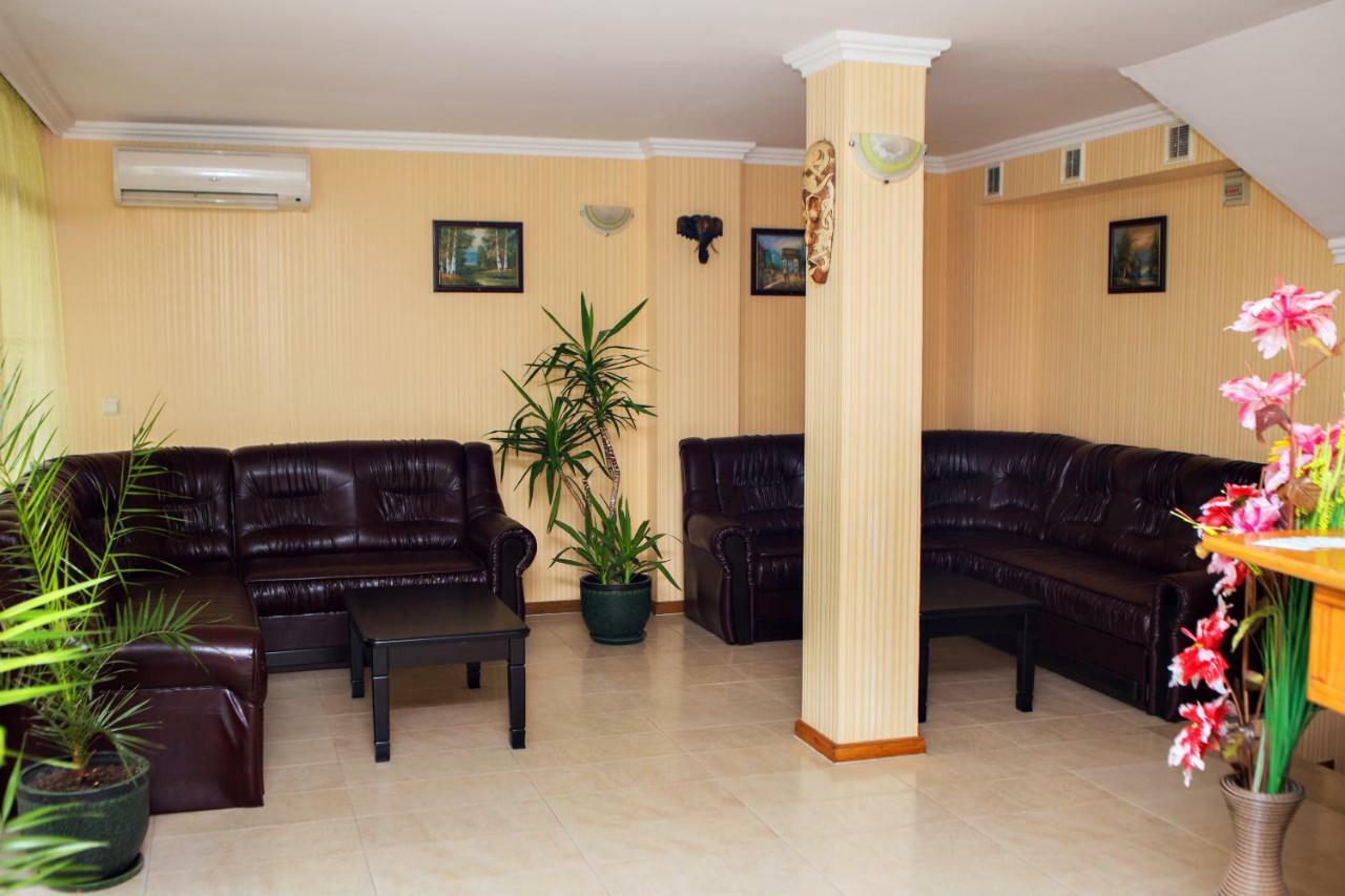 Еника Hotel Varna Bagian luar foto